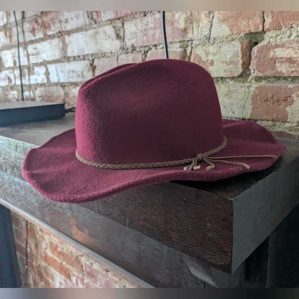 Burgundy Felt Women's Hat